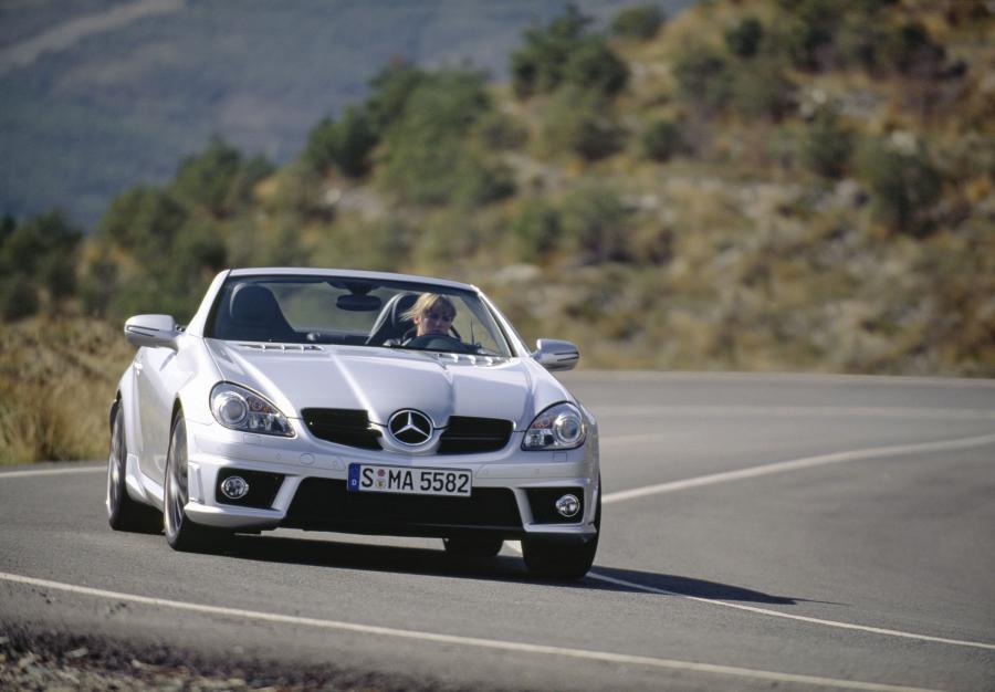  Mercedes-Benz SLK55 AMG 2008 года  (фото 30 из 77)